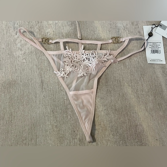 Bluebella Priscilla Bra, thong and detachable harness in Pale Pink NWT - Picture 11 of 14